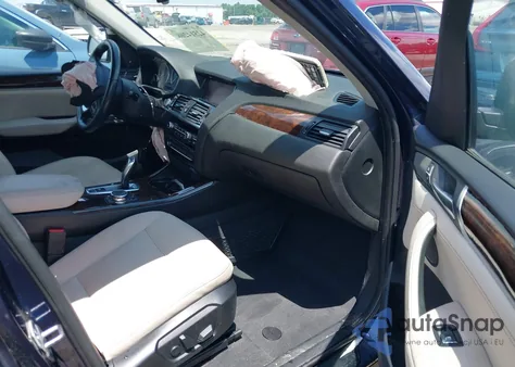 2016 BMW X3 xDrive28I z USA, uszkodzony, nr VIN 5UXWX9C56G0D86873